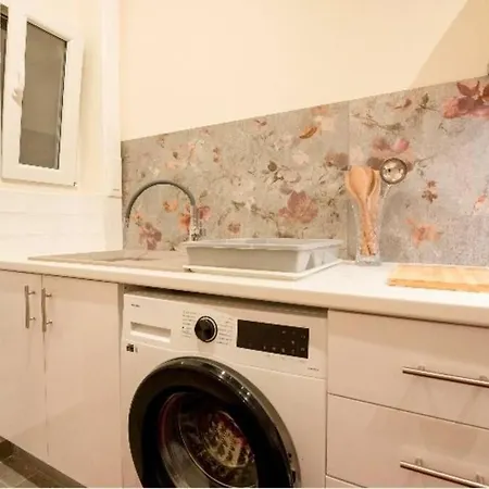 Your Homey Island In Koukaki Apartment Athens